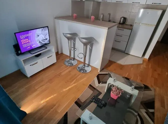 Adrianna Apartment City Kvart